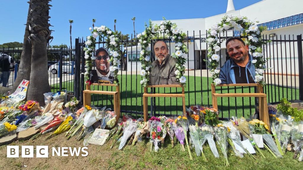 'We are resilient': As San Diego's Muslim community reels from mosque shooting, it refuses to be intimidated